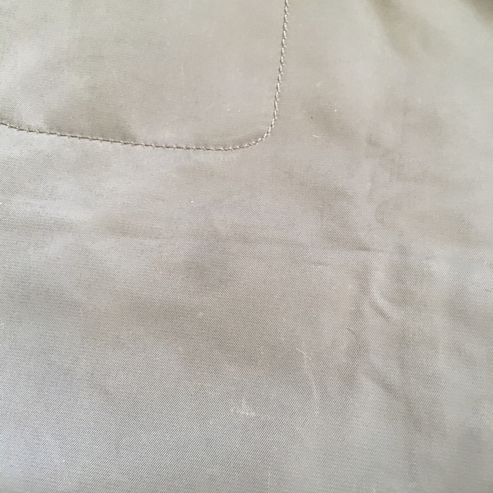 Grey used Longchamp small bag. - Picture 2 of 7